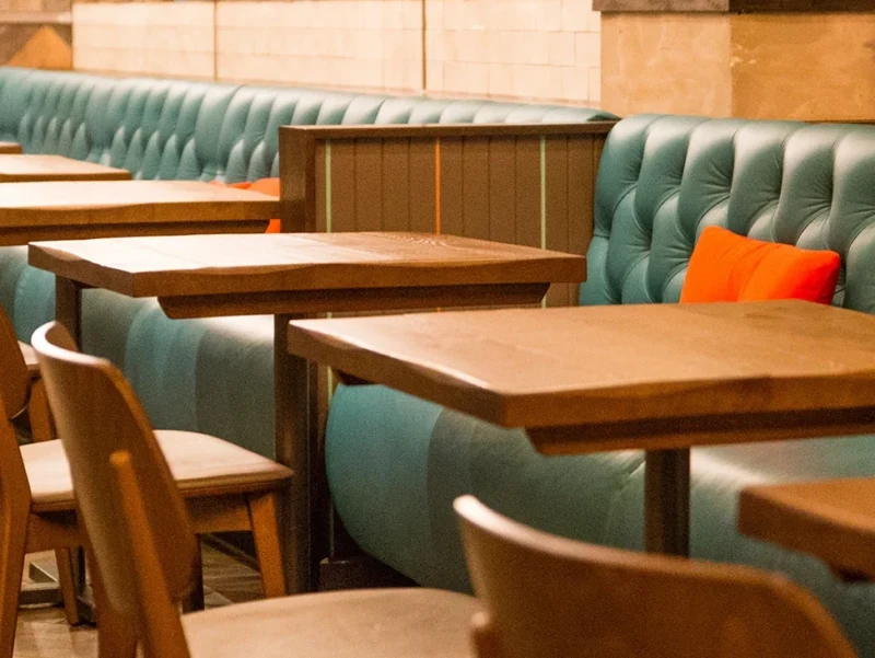 empty-restaurant-cropped