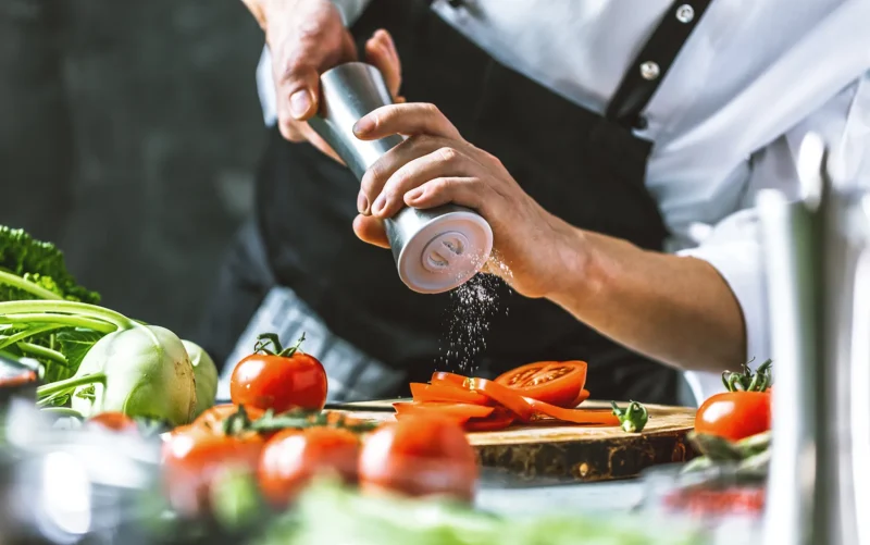 restaurant-peppering